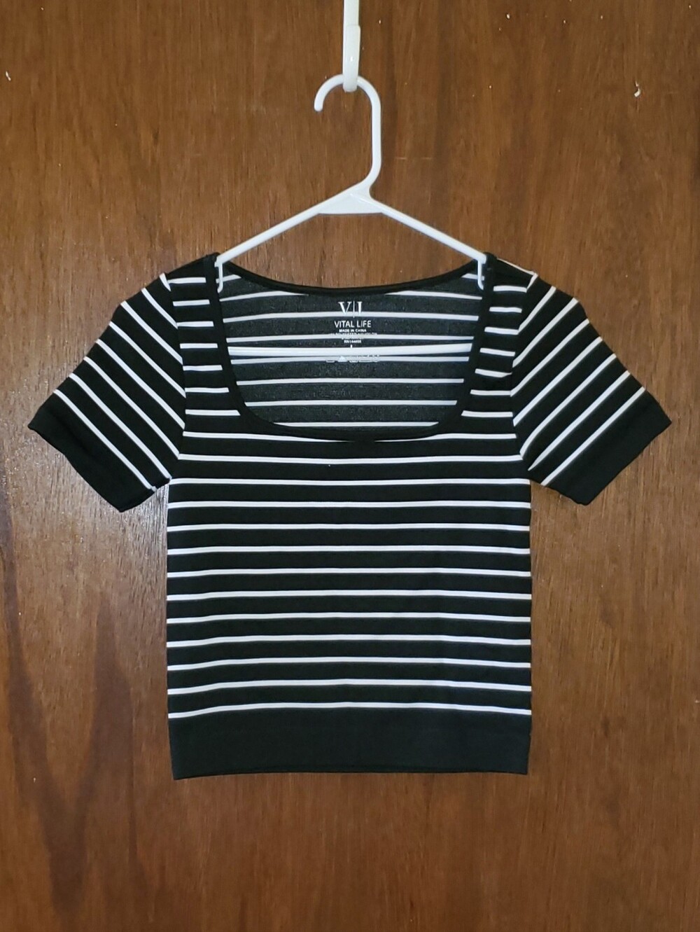 Vital Life Crop Stretch Striped Top Sz Large